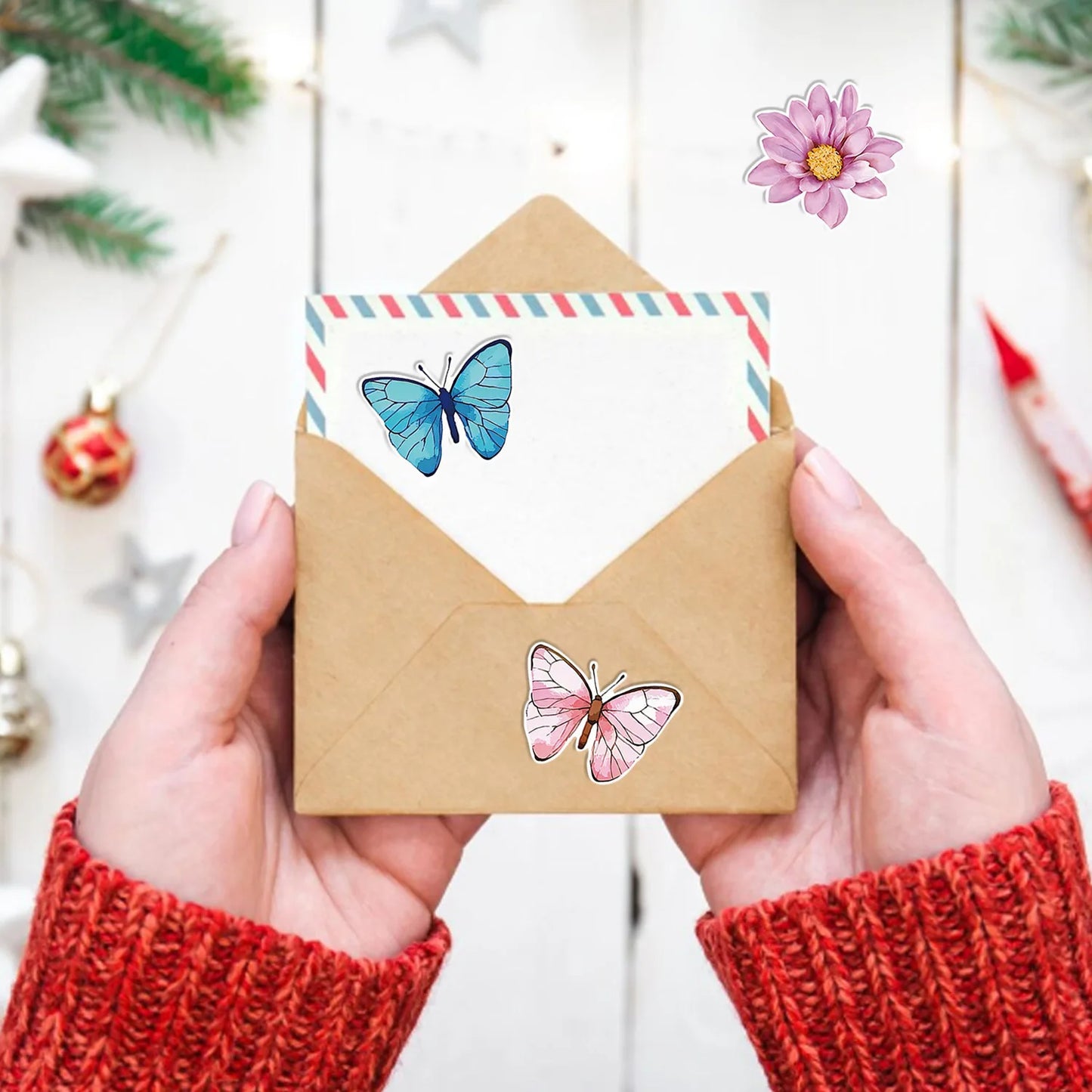 500Pcs /1 Rolls 2.5cm/1inch Butterfly Flower Shaped Stickers